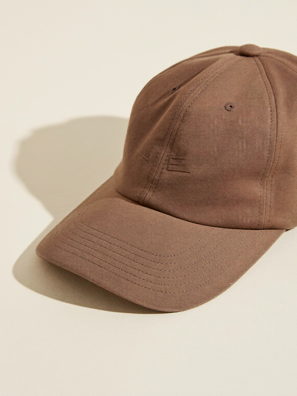 The Stall Cap in chai brown